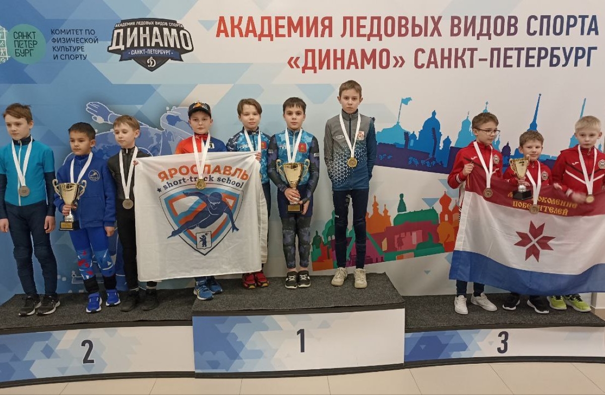 Тверские шорт-трекисты завоевали золото всероссийских соревнований в Санкт-Петербурге