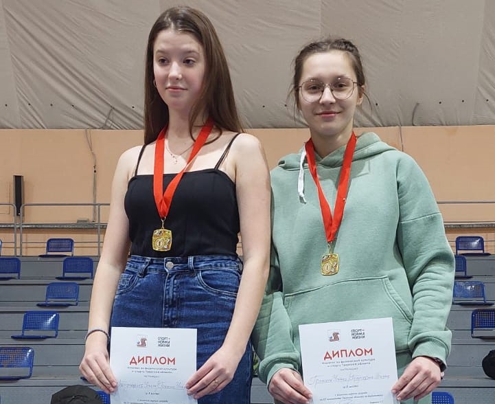 12-летняя школьница стала чемпионкой Тверской области по бадминтону среди женщин