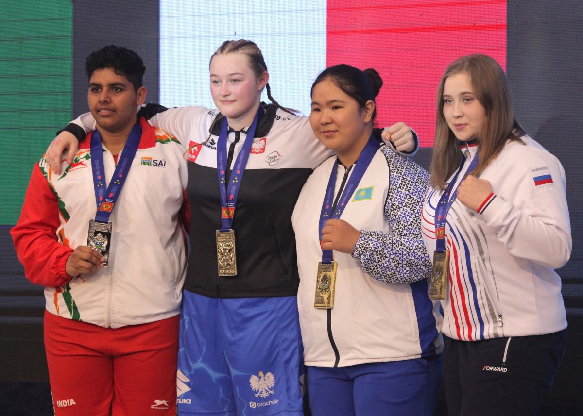 Девушка-боксер из Тверской области поднялась на пьедестал международного турнира в Черногории