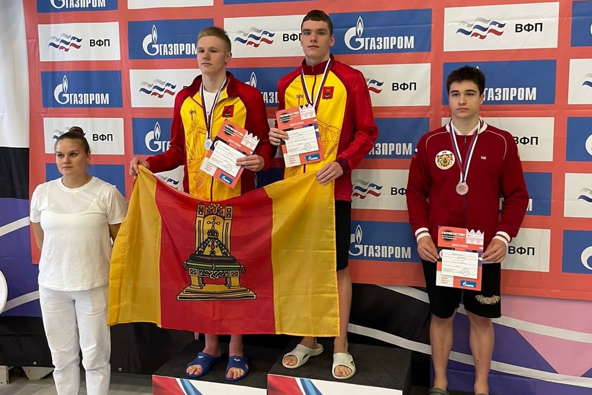 Тверские пловцы завоевали 16 медалей чемпионата и первенства ЦФО