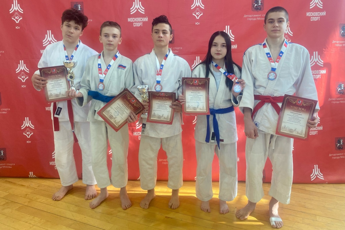 Спортсмены Тверской области завоевали 28 медалей на всероссийском турнире по джиу-джитсу