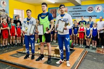 Тяжелоатлеты из четырех муниципалитетов завоевали золото первенства Тверской области