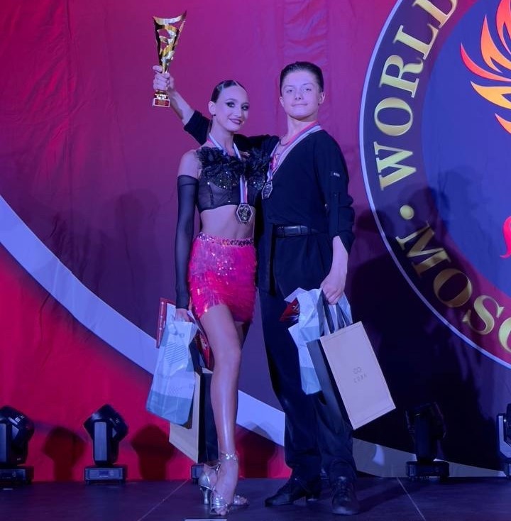 Тверские танцоры стали медалистами и финалистами международного турнира «Вальс Победы»