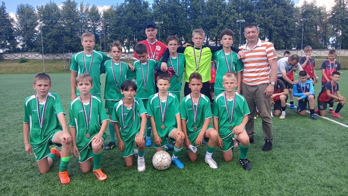 Футболисты Калязина завоевали золото регионального этапа «Кожаного мяча»