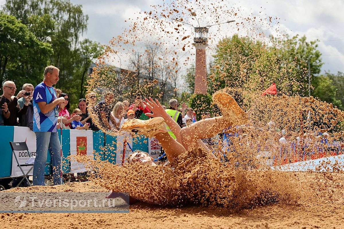 Легкоатлетка из Тверской области с личным рекордом допрыгнула до медали Athletics League