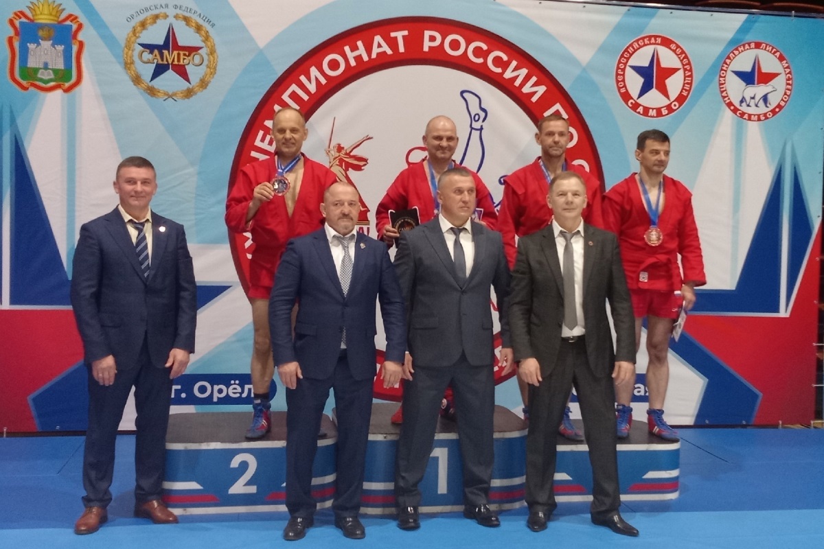 Самбисты Тверской области стали триумфаторами чемпионата России среди мастеров