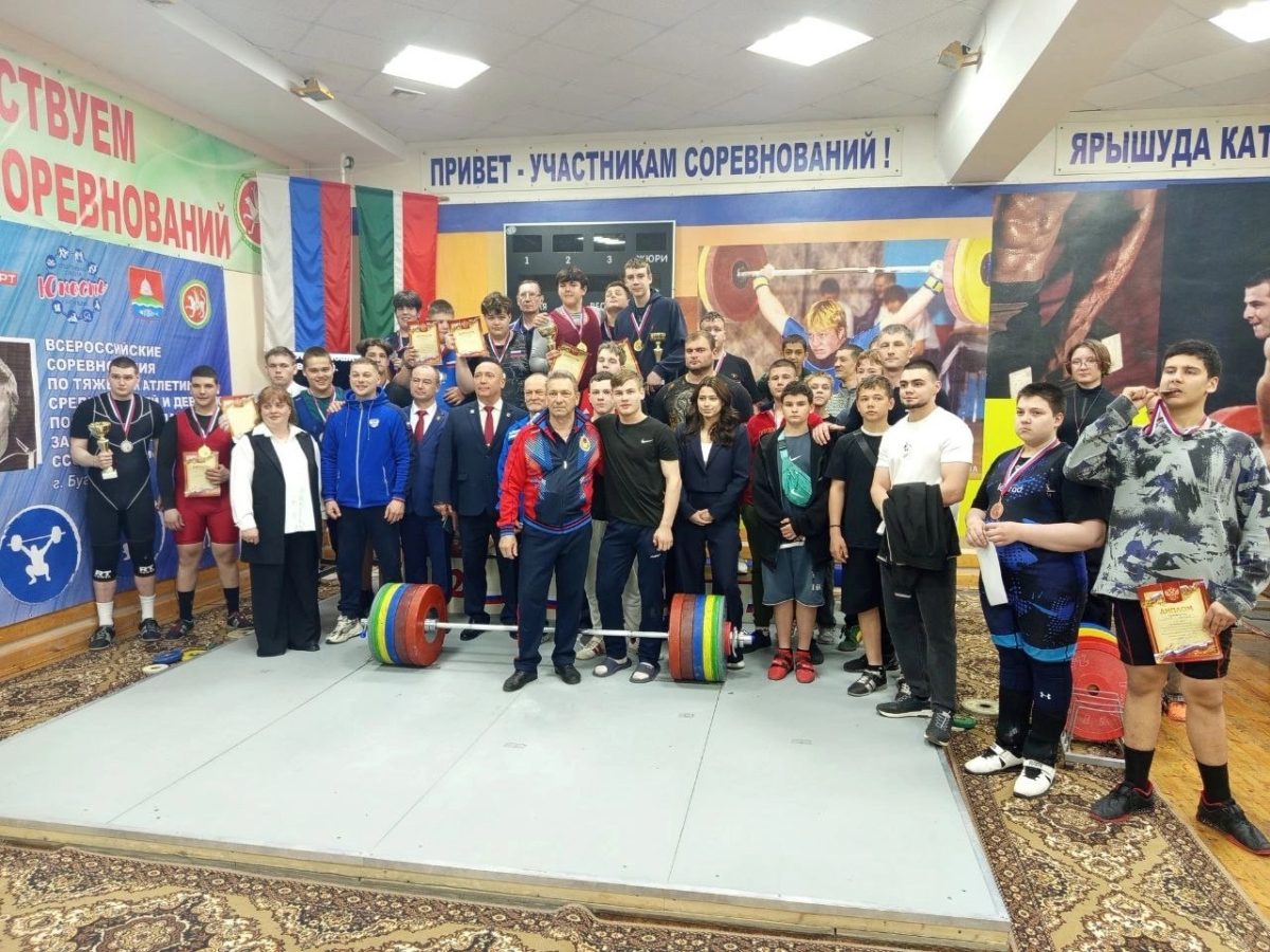 Штангисты Тверской области покорили пьедестал международных соревнований