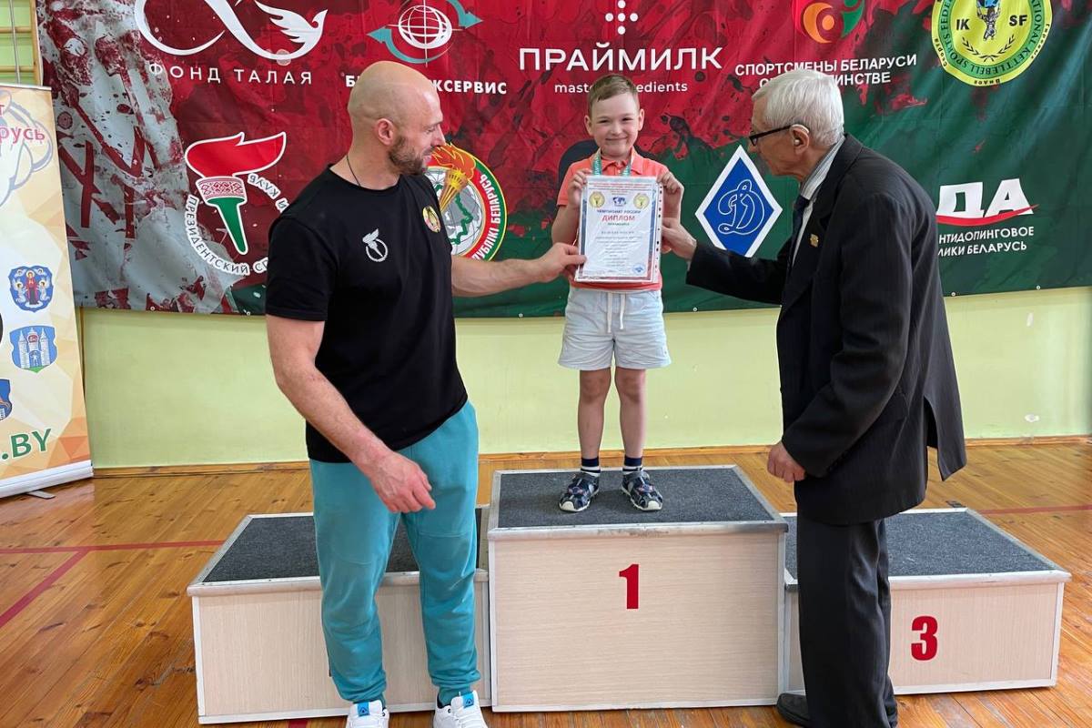 Мама с семилетним сыном завоевали для Тверской области золото чемпионата мира по гиревому спорту