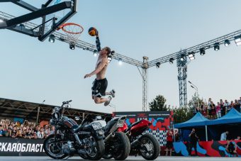 В Твери на День города выступят сильнейшие баскетбольные акробаты