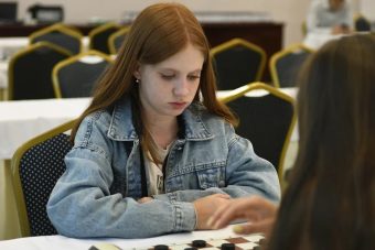 Юлия Калмакова преподнесла главную сенсацию всероссийских соревнований по шашкам