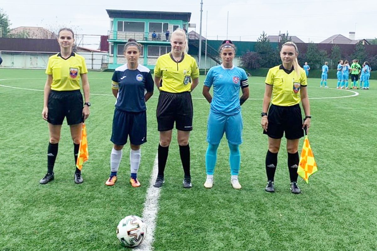 Тверскую героиню сексисткого скандала в российском футболе будут бесплатно кормить борщом