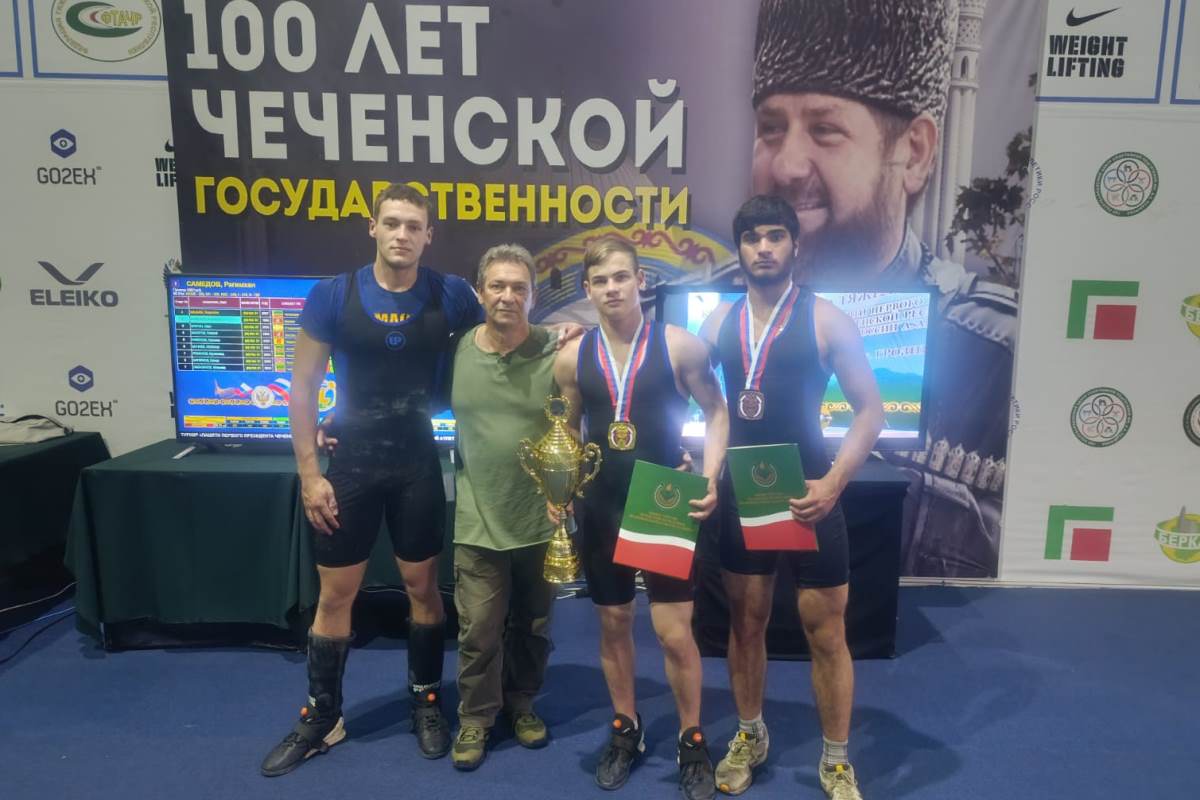 Юные штангисты Тверской области преподнесли сенсацию всероссийских соревнований в Грозном