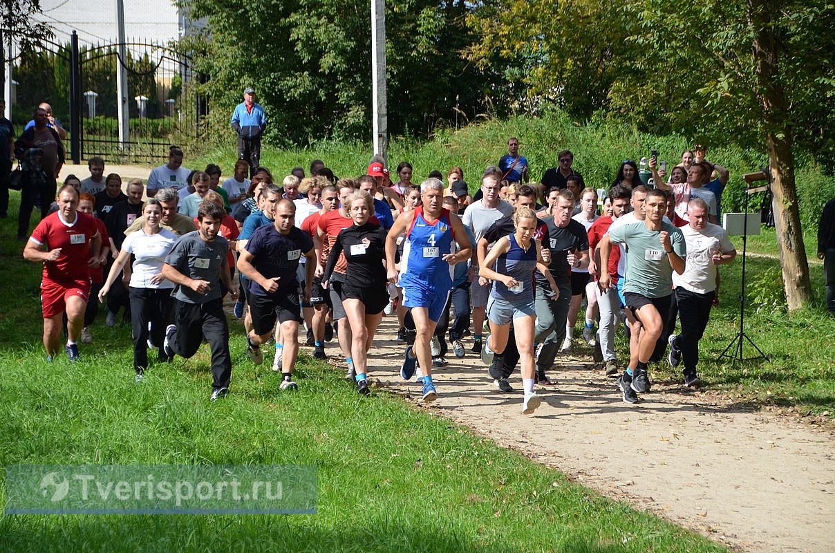 Названы самые спортивные трудовые коллективы и служащие Тверской области