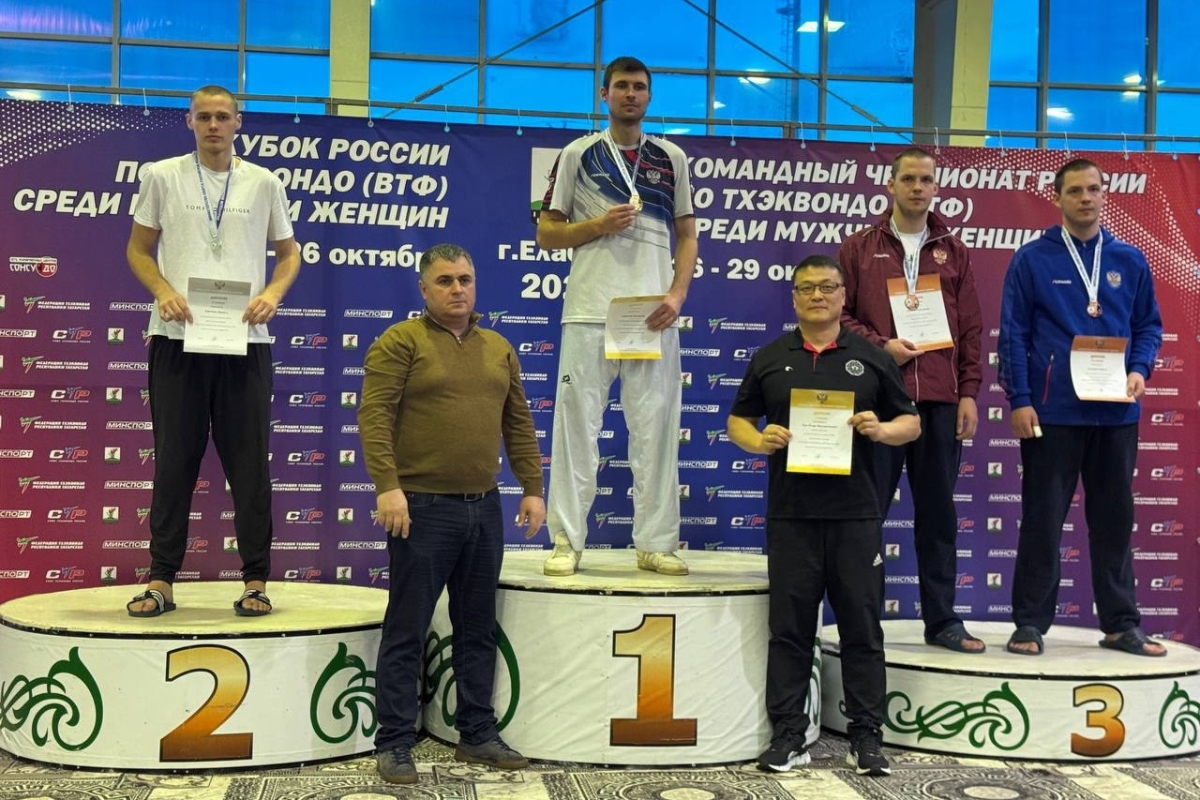 Братья из Тверской области поделили одну ступень пьедестала Кубка России по тхэквондо Братья из Тверской области поделили одну ступень пьедестала Кубка России по тхэквондо