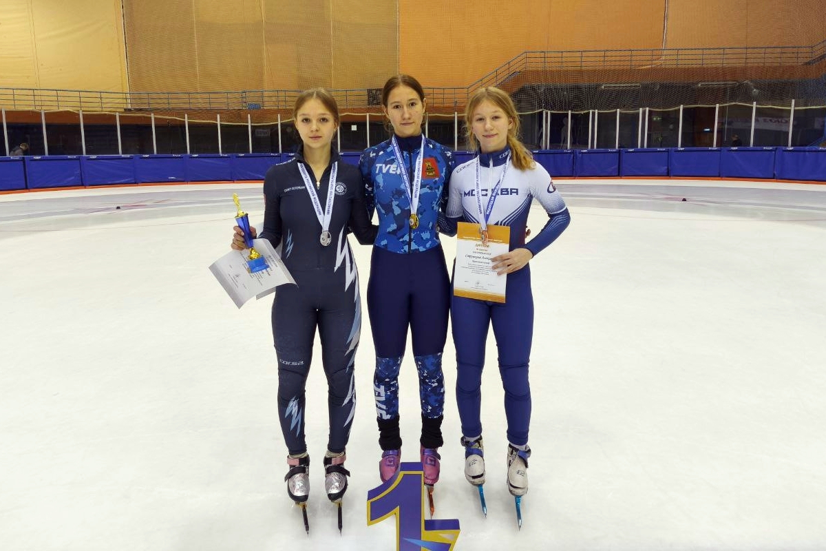 Есть золото! 15-летняя София Коробова на домашнем Кубке Виктора Ана опередила юниорок