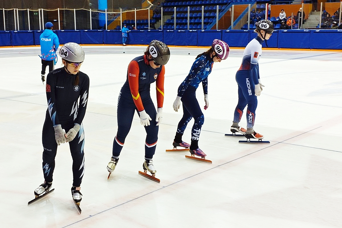 Есть золото! 15-летняя София Коробова на домашнем Кубке Виктора Ана опередила юниорок