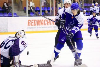 «Тверичи» в первых домашних матчах нового сезона не смогли прервать серию поражений «Тверичи» в первых домашних матчах нового сезона не смогли прервать серию поражений