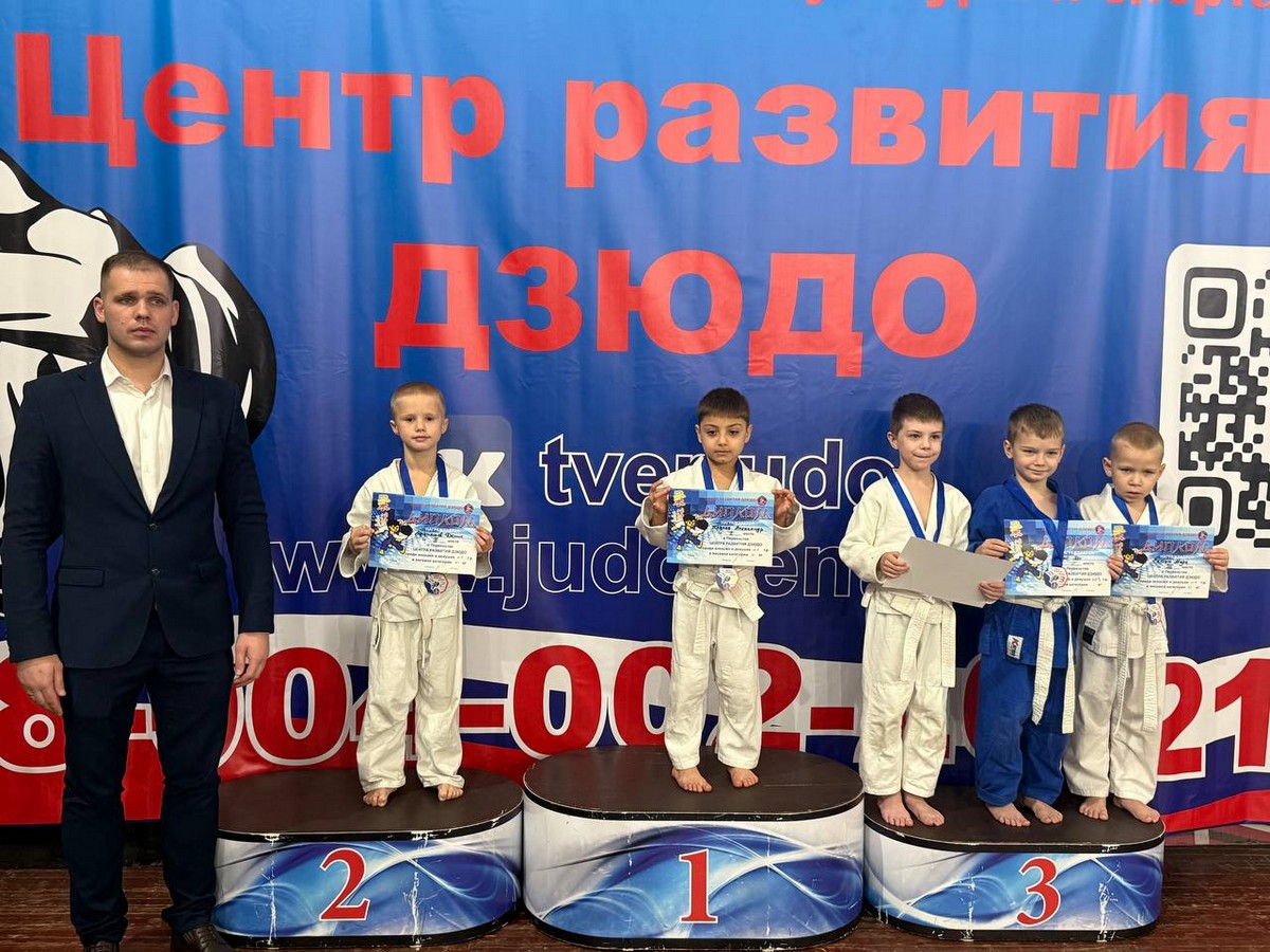 photo_5244994747867270986_y