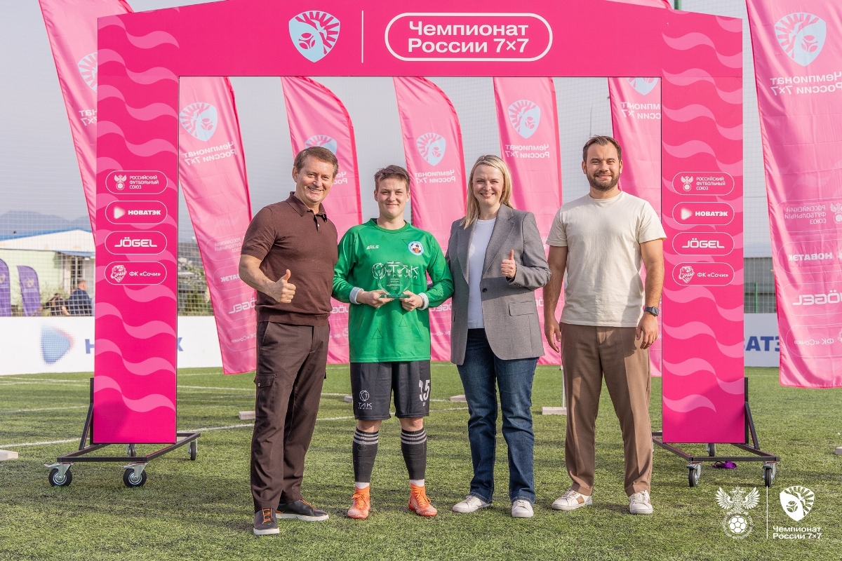 Впервые в истории: футболистки Твери завоевали медали чемпионата России