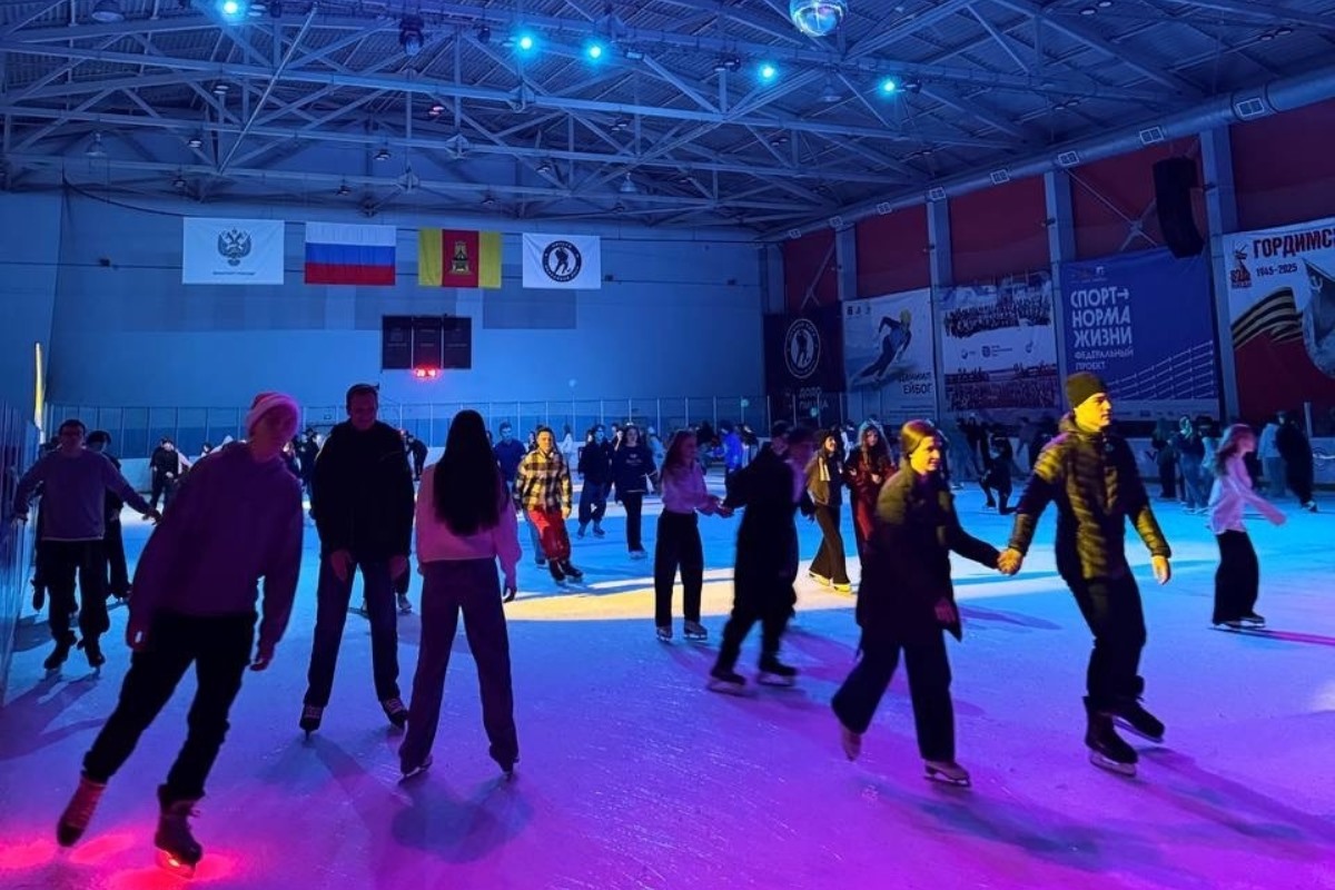 Где жителям Твери в новогодние праздники покататься на коньках и лыжах