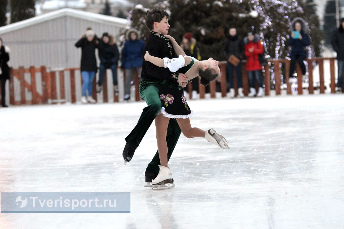 Где жителям Твери в новогодние праздники покататься на коньках и лыжах