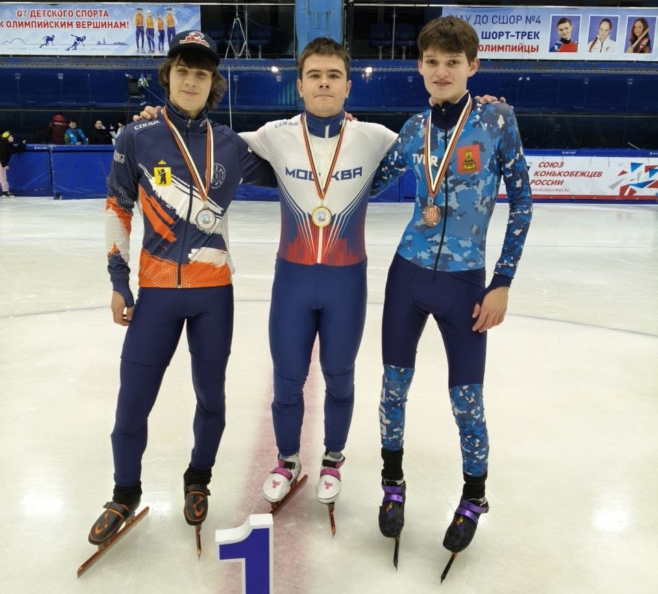 Тверские шорт-трекисты вернулись с наградами из Рыбинска