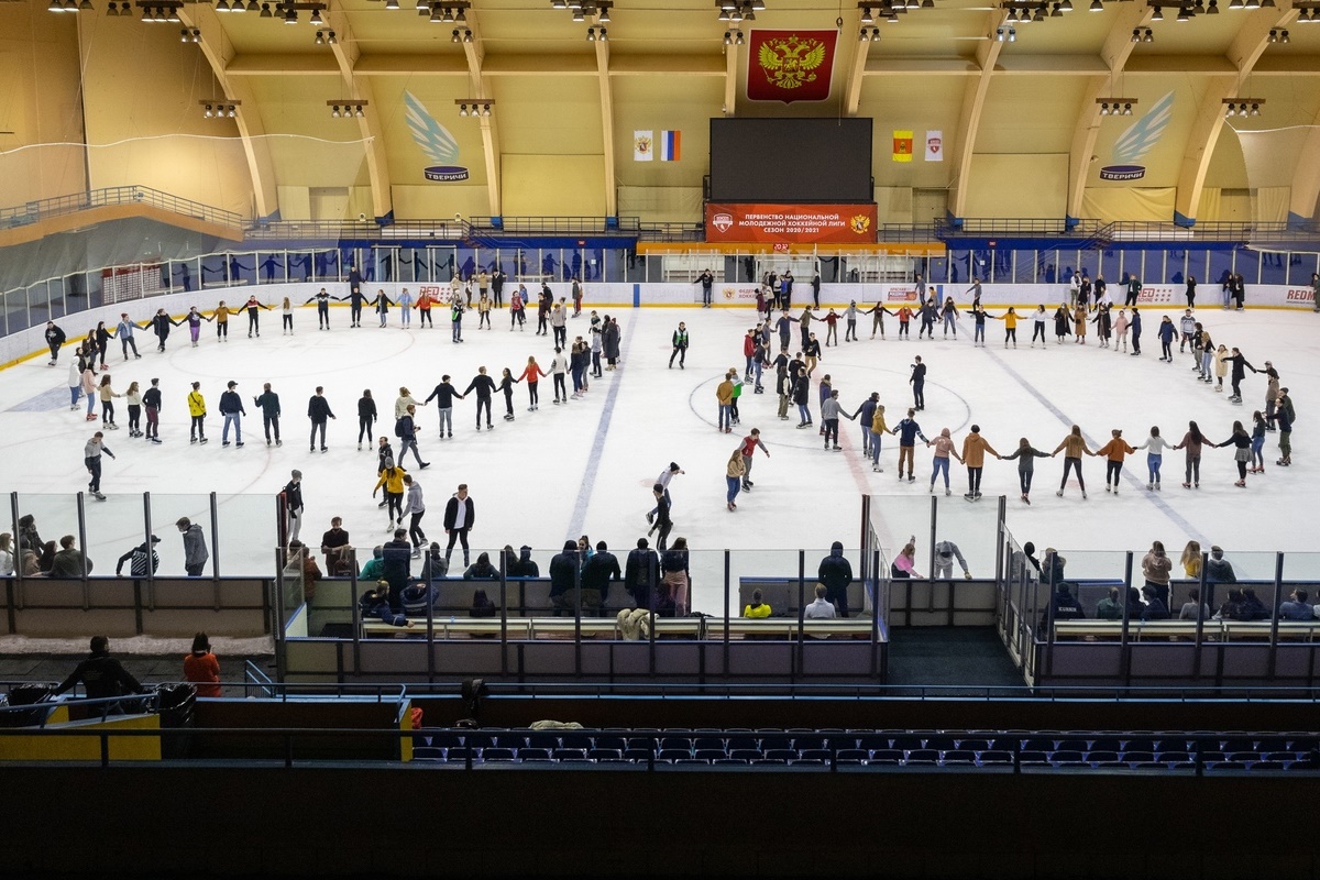 В Твери на главной ледовой арене возобновляется массовое катание