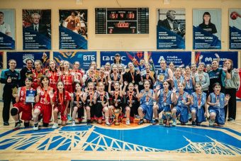 В Твери юные баскетболистки разыграли награды турнира памяти Александра Калашникова