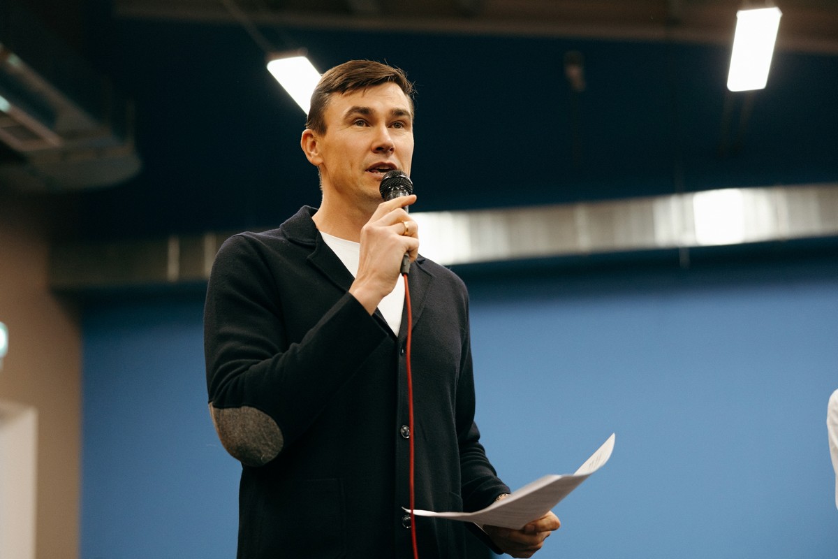 Олимпийский чемпион провел в Твери соревнования по гребле-индор