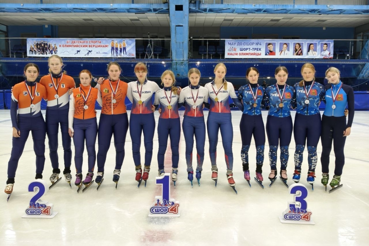Тверские шорт-трекисты вернулись с наградами из Рыбинска
