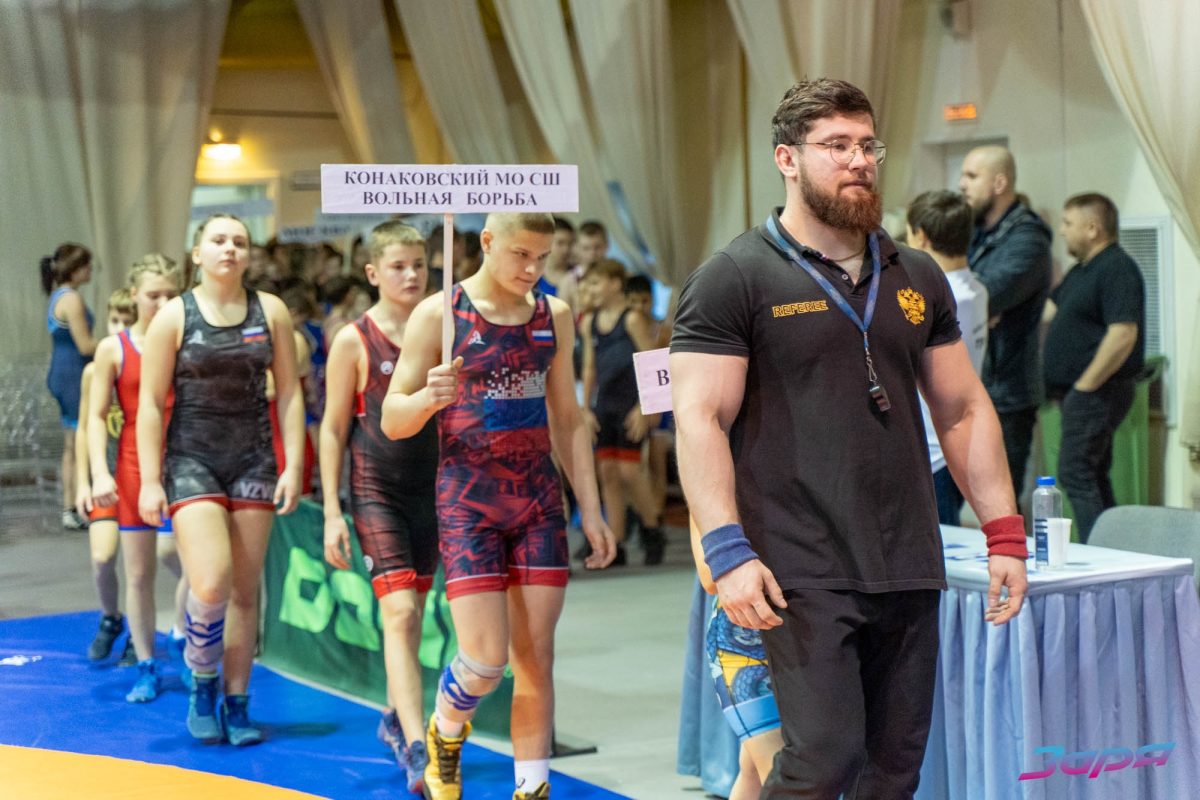 В Тверской области борцы из семи регионов сразились за награды турнира «За други своя»