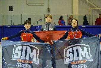 Тверские шорт-трекисты на домашнем льду завоевали 10 медалей межрегиональных стартов Тверские шорт-трекисты на домашнем льду завоевали 10 медалей межрегиональных стартов