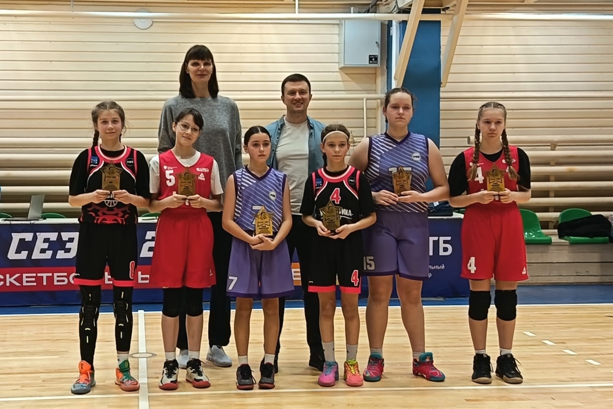 В Твери юные баскетболистки разыграли награды турнира памяти Александра Калашникова