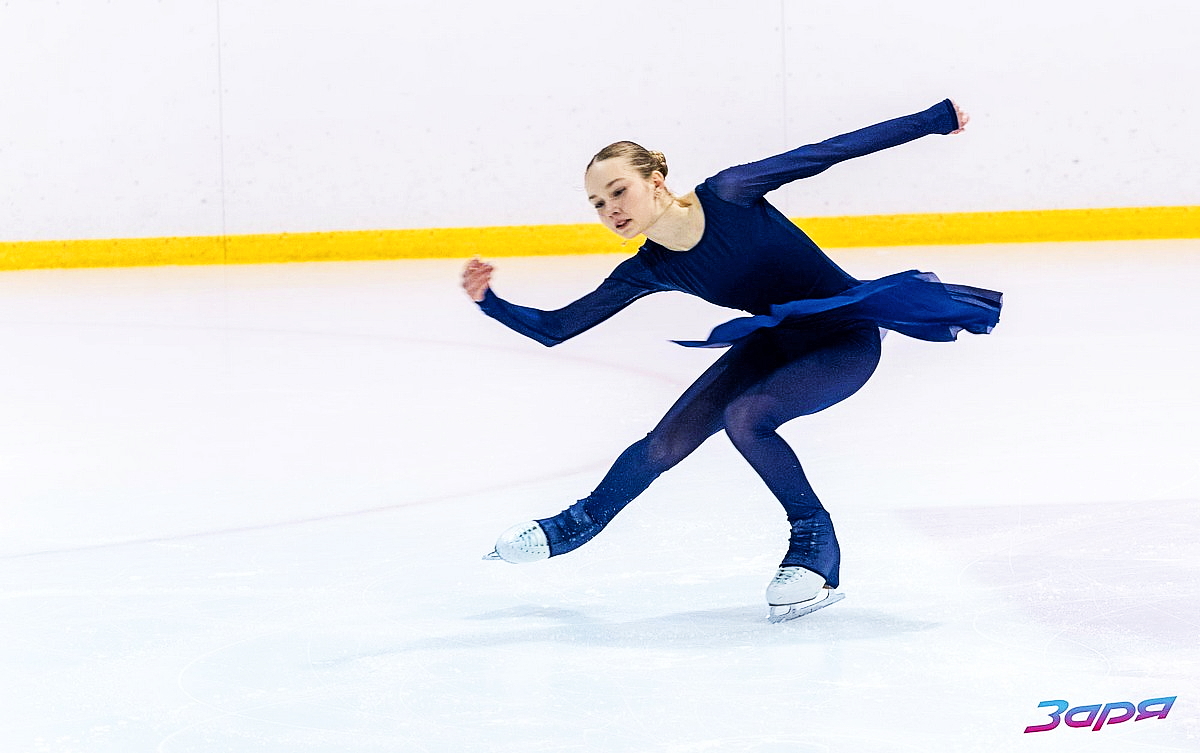 Новогоднее чудо на льду: в Тверской области «медвежата» сыграли в хоккей с «папами»