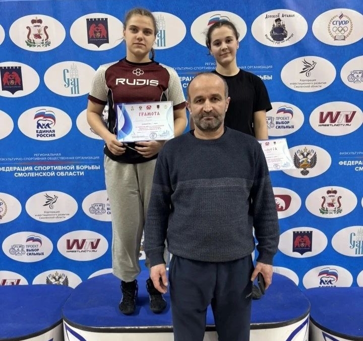 Девушки-борцы Тверской области поднялись на пьедестал первенства ЦФО