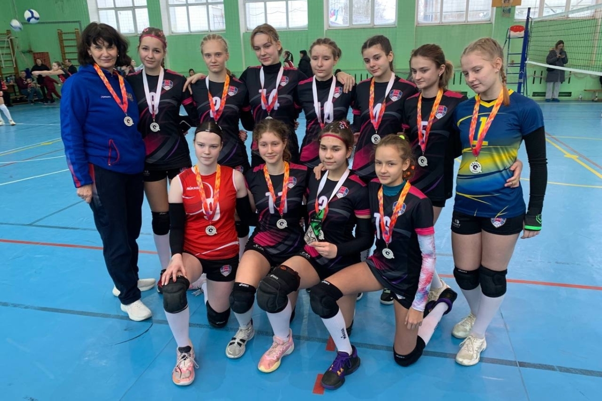 Тверские волейболистки начали новый год с наград всероссийской пробы