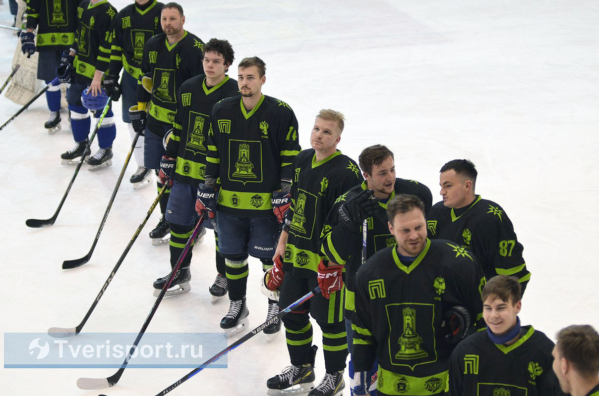 В Твери день зимних видов спорта принес рекорд на хоккейном матче