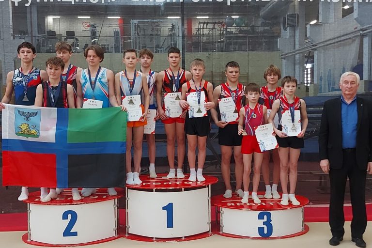 Прыгуны Тверской области завоевали 14 медалей чемпионата и первенства ЦФО