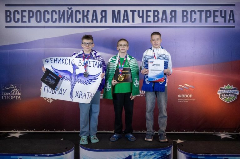 Тверская пловчиха в кокошнике стала MVP Всероссийской матчевой встречи Тверская пловчиха в кокошнике стала MVP Всероссийской матчевой встречи