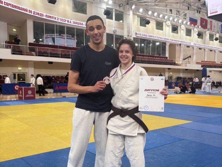 Лауреат конкурса «Спасибо, тренер!» отобралась на первенство России по дзюдо Лауреат конкурса «Спасибо, тренер!» отобралась на первенство России по дзюдо
