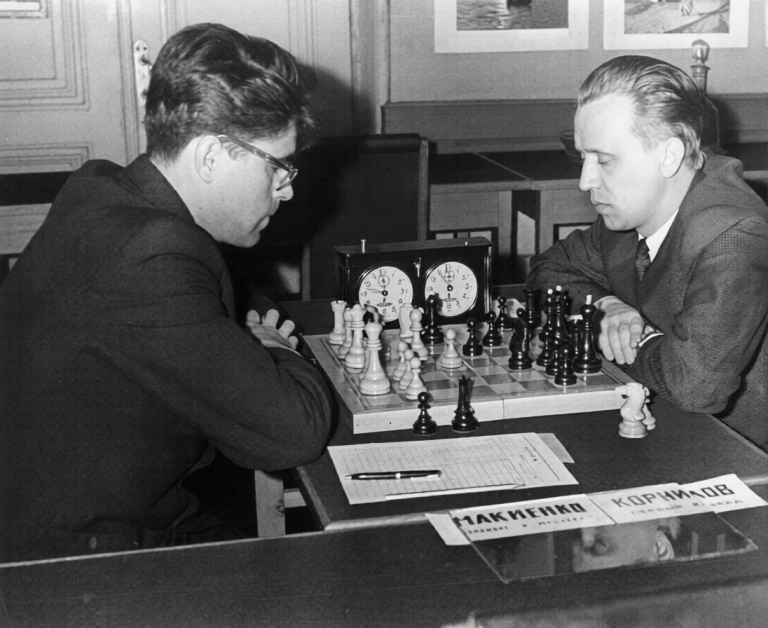 Скончался патриарх тверских шахмат Анатолий Корнилов