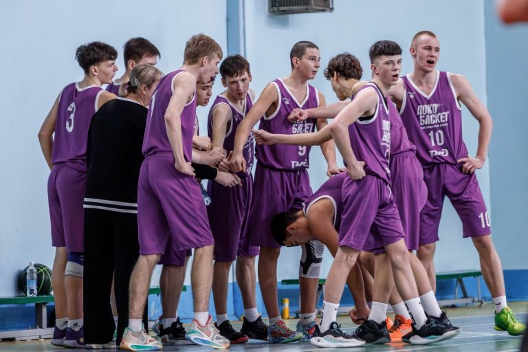 Команды Тверской области завоевали медали чемпионата «Локобаскет-Школьная лига» ЦФО