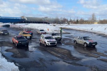 В Твери три девушки завоевали награды областных автогонок