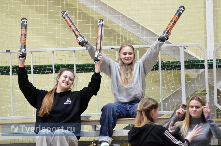 Удержались на вершине: девушки из Маскатихи и юноши из Озерного защитили титул чемпионов Удержались на вершине: девушки из Маскатихи и юноши из Озерного защитили титул чемпионов