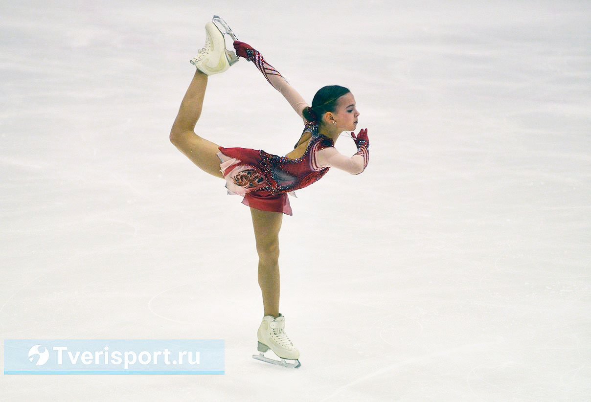 Квадов больше, чем на Олимпиаде: в Твери юные фигуристки устроили битву четверных прыжков
