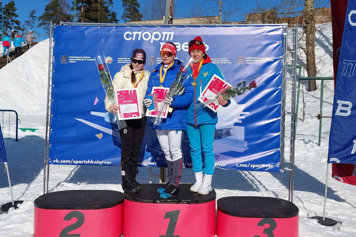 90-летний Липашов дал старт юбилейному лыжному марафону под Тверью