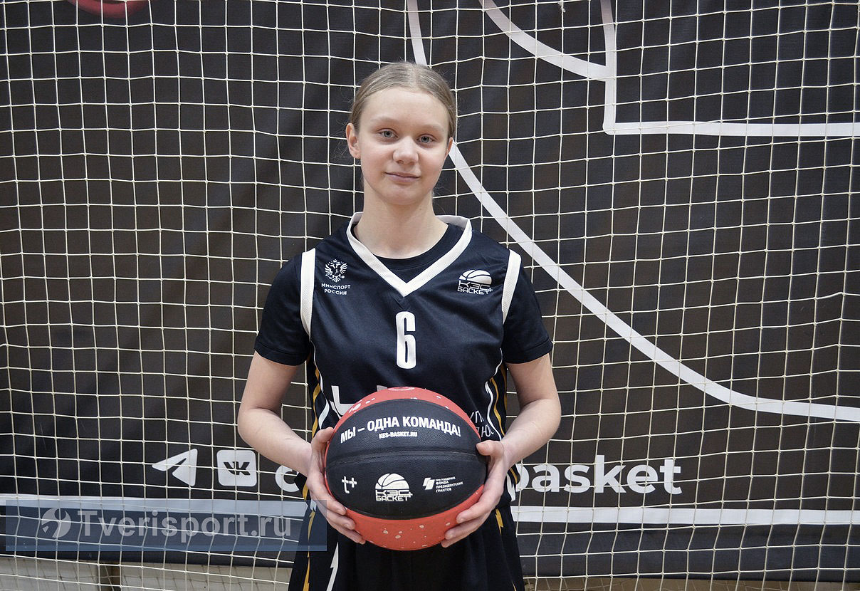 Удержались на вершине: девушки из Маскатихи и юноши из Озерного защитили титул чемпионов