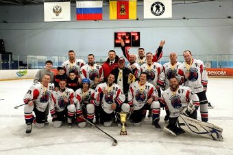 В Тверской области «Хоккейный папа» завоевал первый трофей