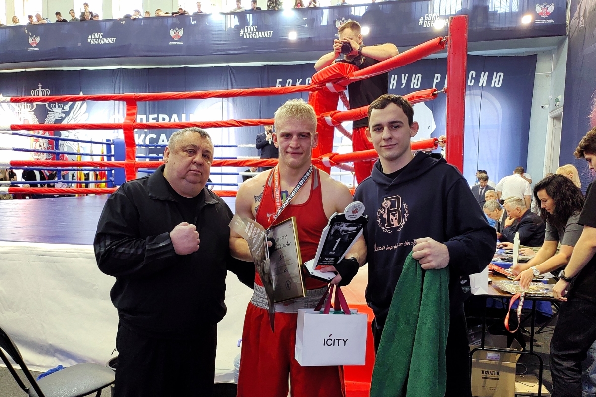 Боксер из Тверской области на юбилейном турнире реализовал заветную мечту