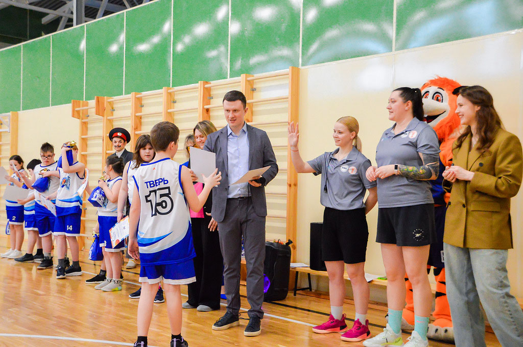 При поддержке БК «Тверь» создана детская команда по адаптивному баскетболу